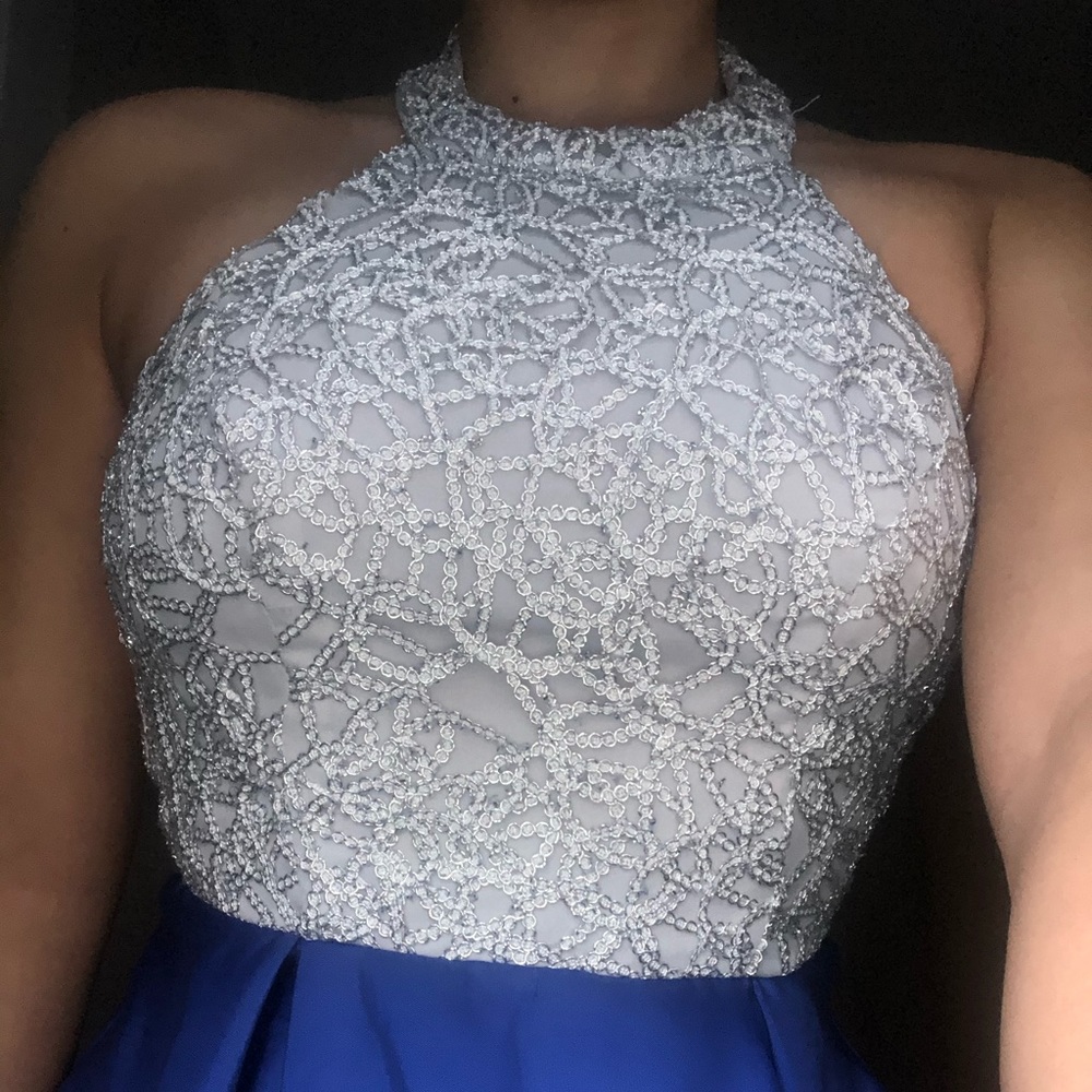 Dress - Picture 3 of 3